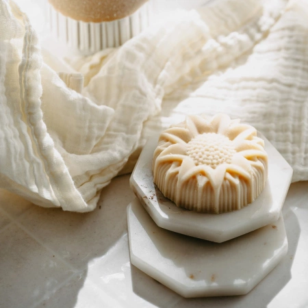 Naturalne, delikatne mydło z KOZIM MLEKIEM - Miodowa Mydlarnia