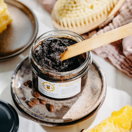 Antycellulitowy peeling kawowy do ciała - Miodowa Mydlarnia